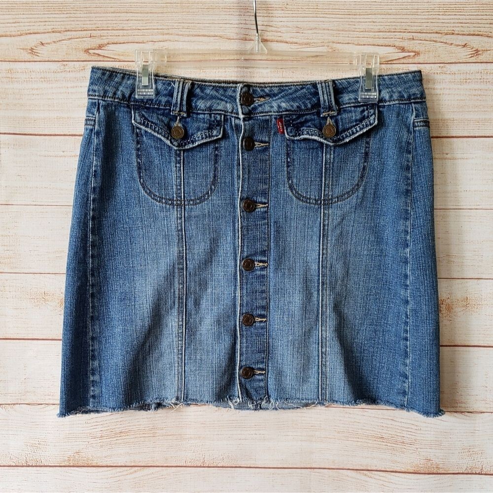 Levi's Denim Raw Hem Button Front Mini Skirt